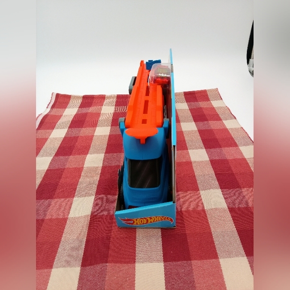 Hot Wheels Speed Track Transporter NIB - Picture 4 of 5